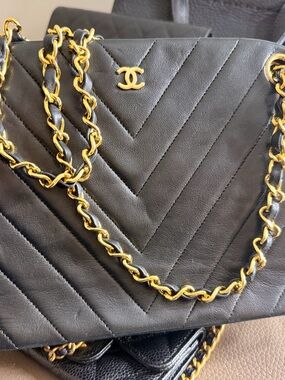 Chanel Black Chevron Kisslock SERIES ZERO!